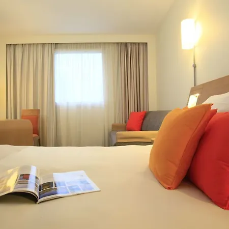 Novotel Centre Bord De Loire Ξενοδοχείο